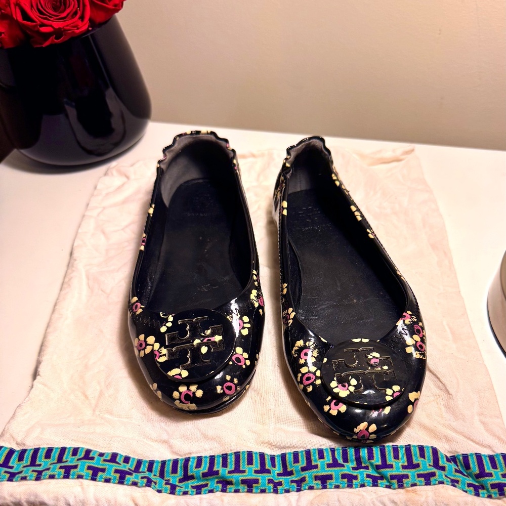 Tori Burch Minnie Ballet Flats, Floral Patent, Size 6, GUC